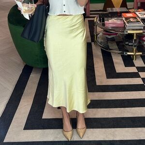 Elegant Yellow Skirt